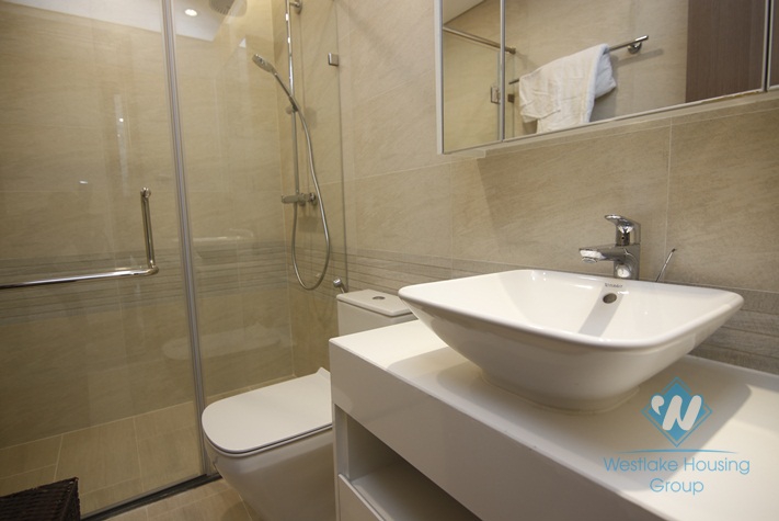 Four bedroom apartment for rent in Vinhome Metropolis, Ha Noi